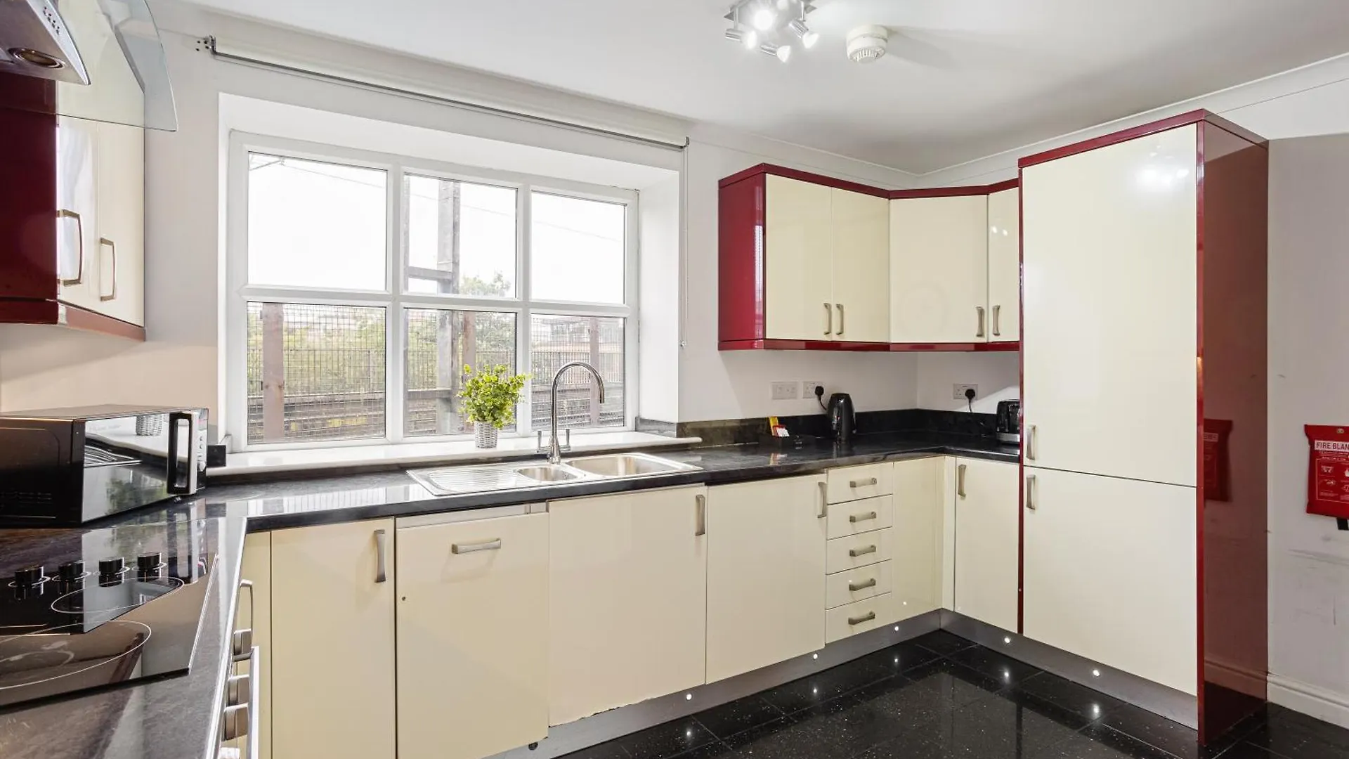 Bookbinders Apartments Leeds City Centre  Λιντς