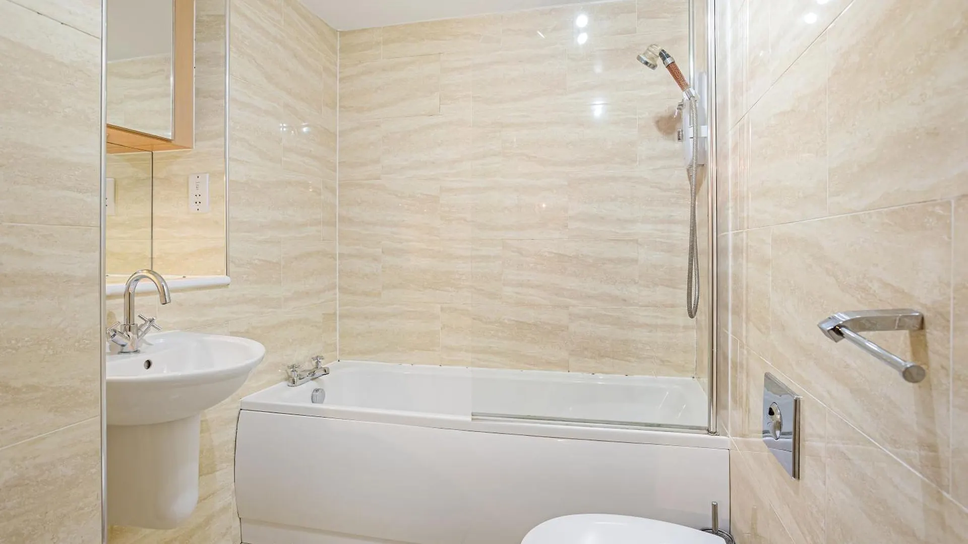 Bookbinders Apartments Leeds City Centre  Λιντς